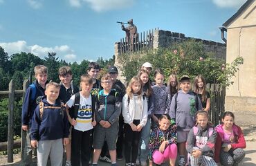 Výlet 4.A na Hrad Sloup v Čechách a rozhlednu Na Stráži