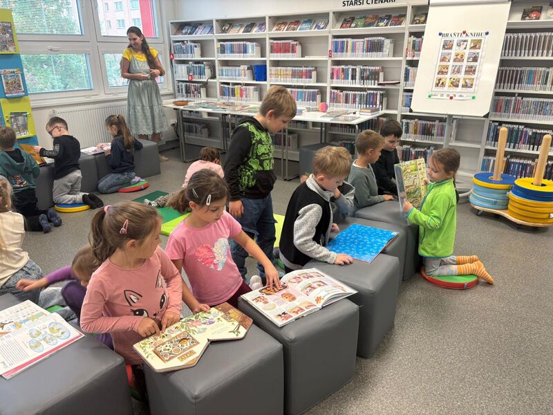 Prvňáčci v knihovně na Špičáku!
