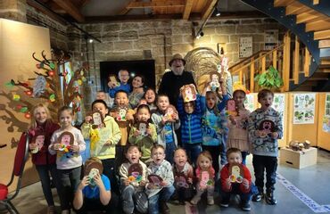 Den stromů v Centru textilního tisku