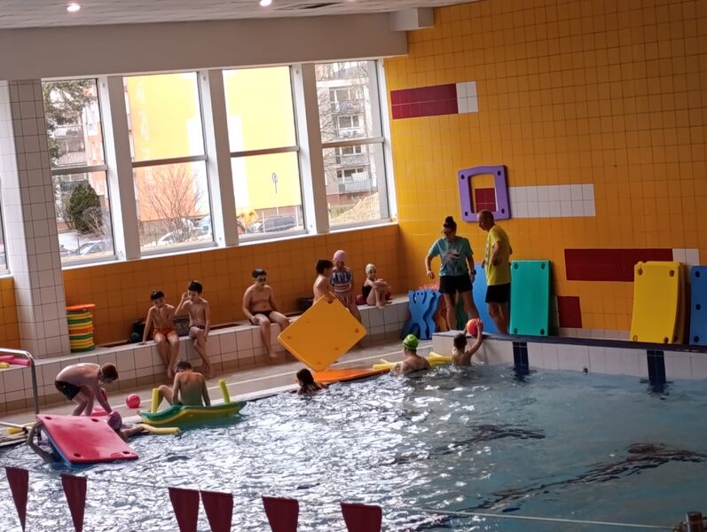 Úspěšné zakončení kurzu plavání žáků 2. a 3. tříd