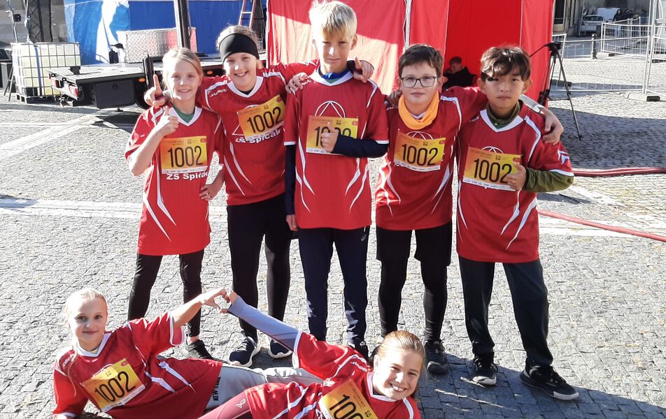 Žáci ZŠ Špičák reprezentovali školu na City Cross Run & Walk