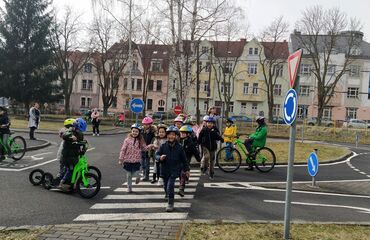 Zelená, červená, stůj!