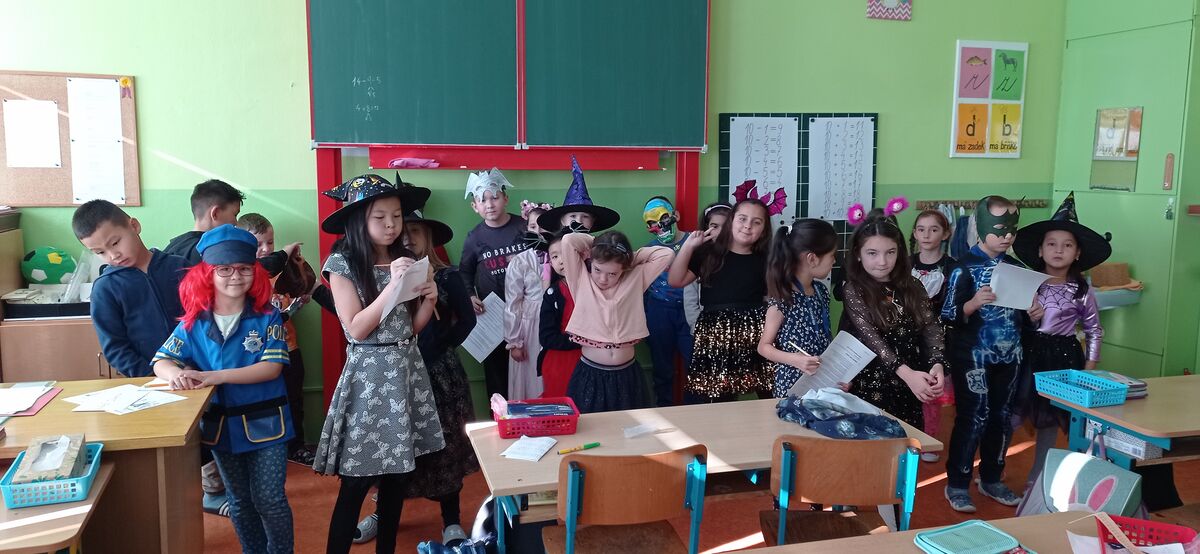Halloweenské čtení a luštění