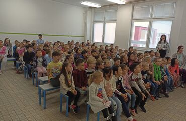 Ježibaba Kolobajzna slaví Velikonoce